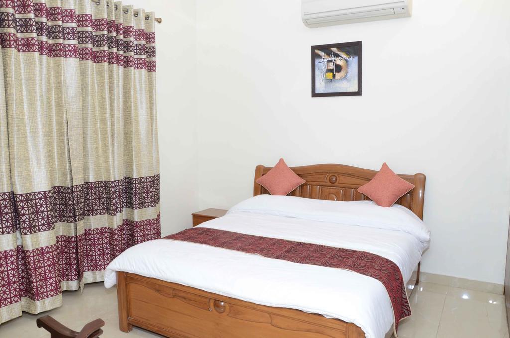 Namaste Apartments นิวเดลี ภายนอก รูปภาพ