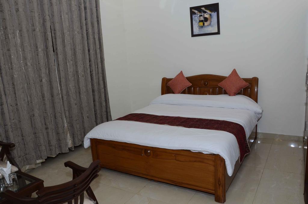 Namaste Apartments นิวเดลี ภายนอก รูปภาพ