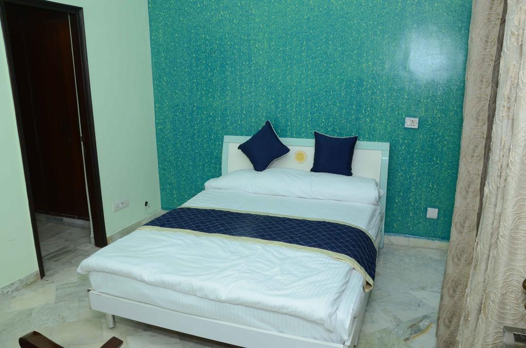 Namaste Apartments นิวเดลี ภายนอก รูปภาพ
